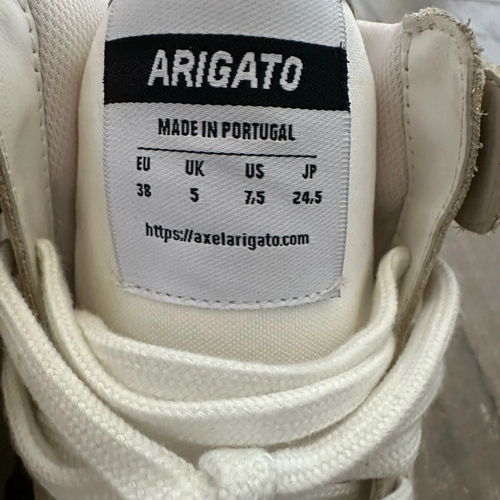 Axel Arigato high-top lace-up sneakers Women’s size 7.5